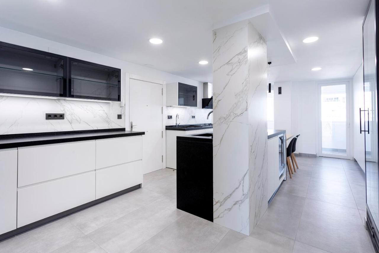 Malagueta Luz By Renthas Apartamento Málaga Exterior foto